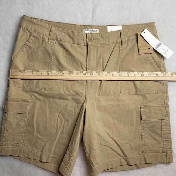 NWT Coldwater Creek Womens Tan Natural Fit Ripstop Cargo Shorts Size 16 - Picture 7 of 10